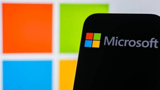 Microsoft’tan yapay zeka hamlesi: 2,5 milyar dolar yatırım yapacak
